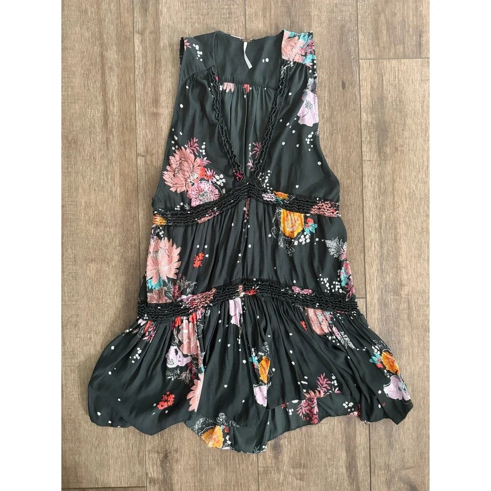 Free People Purple Haze Floral Tiered Tunic Tank Top Small Excellent Condition